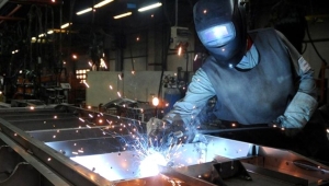 Sanayi üretimi Ağustos 2018'den beri ilk kez yükseldi.İşte detaylar...