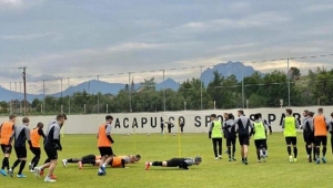 FIFA'ya üye bir ülkenin takımı kamp için KKTC'ye geldi. İşte detaylar...