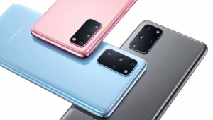 Samsung, Galaxy S20 ve katlanabilir telefon modelini tanıttı.