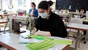 Covid-19 mücadele kapsamında Meslek liseleri maske üretimine başladı! İşte detaylar...