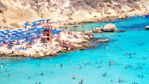 Güney Kıbrıs'ta turizmi canlandırmak için yeni şartlar belirlendi! İşte detaylar...