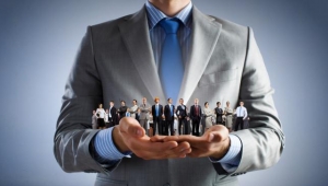 İş hayatında çevre edinmenin yolları nelerdir?