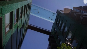 Dünyanın ilk 'Gökyüzü Havuzu' açıldı!