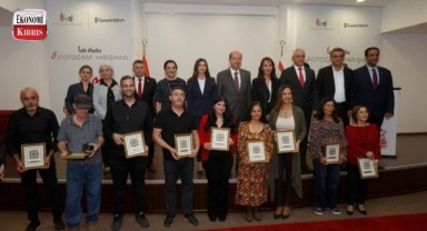 Cumhurbaşkanı Ersin Tatar, “5. İşte Kadın” fotoğraf yarışması ödül törenine katıldı! İşte detaylar...