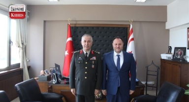 Barış Kuvvetleri Komutanı Öztürk, İçişleri Bakanı Öztürkler’i ziyaret etti! İşte detaylar...