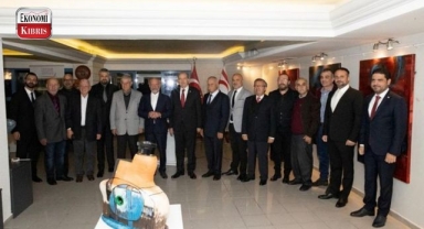 Cumhurbaşkanı Ersin Tatar, YDÜ AKKM’de düzenlenen Güzel Sanatlar Yıl Sonu Sergisi’nin açılışına katıldı! İşte detaylar...