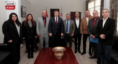 Memur-Sen, Başbakan Ünal Üstel ile görüştü! İşte detaylar...