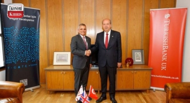 Cumhurbaşkanı Ersin Tatar, Londra temasları kapsamında Türk Bankası’nı ziyaret etti! İşte detaylar...