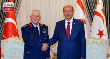 Cumhurbaşkanı Ersin Tatar, “Türk Hava Kuvvetleri’nin Kıbrıslı Türklerin mücadele tarihinde önemi büyüktür”! İşte detaylar...