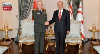 Cumhurbaşkanı Ersin Tatar, Türkiye Cumhuriyeti Genel Kurmay Başkanı Orgeneral Metin Gürak’ı kabul etti! İşte detaylar...