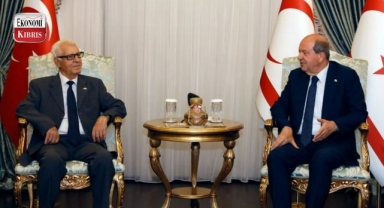 Cumhurbaşkanı Ersin Tatar, Celal Bayar başkanlığındaki TMT Mücahitler Derneği yeni yönetim kurulu üyelerini kabul ederek görüştü! İşte detaylar...