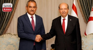 Cumhurbaşkanı Ersin Tatar, “Kıbrıs Türkleri, adadaki varlıklarını sürdürürken, milli değerleri çerçevesinde eğitimlerini sürdürmeyi başarmıştır”! İşte detaylar...