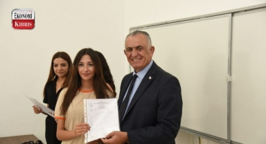 Orta dereceli okullarda karneler dağıtıldı! İşte detaylar...