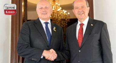 Cumhurbaşkanı Tatar: “Egemen eşitlik temelinde, doğru bir çözümü bulmak adına elimizden geleni yapmayı gelecek nesillere borçluyuz”! İşte detaylar...