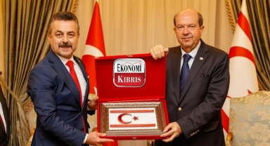 Cumhurbaşkanı Ersin Tatar MHP Keçiören İlçe Başkanı ve yönetim kurulunu kabul etti! İşte detaylar...