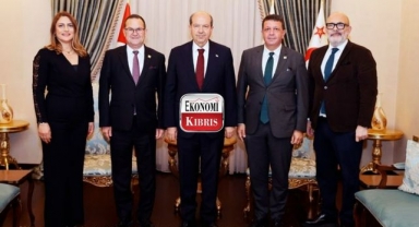 Cumhurbaşkanı Ersin Tatar, Kıbrıs Türk Ticaret Odası Başkanı Turgay Deniz ve yönetimini kabul etti! İşte detaylar...